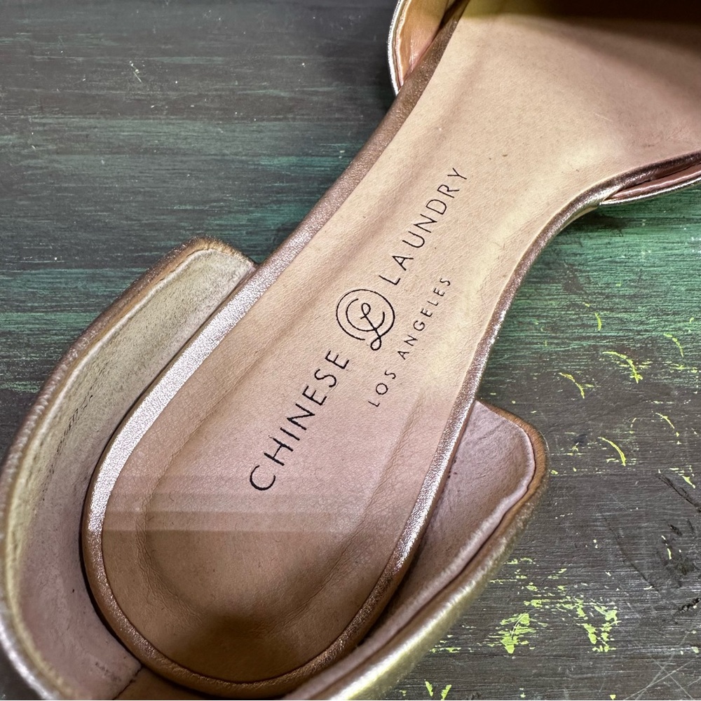 Chinese Laundry‎  rose  gold pointed toe slip on ballet flats shoes size 9 - Picture 6 of 10